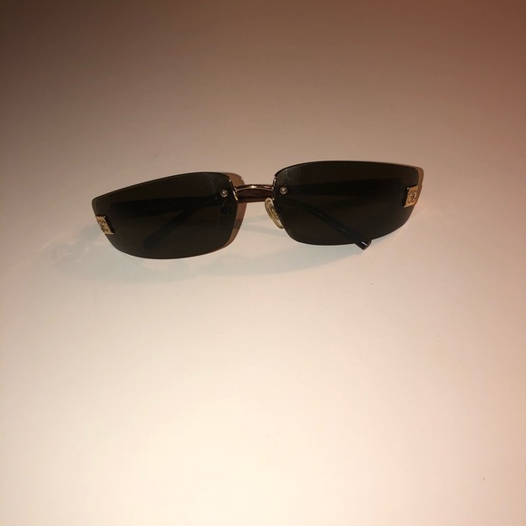 VINTAGE CHANEL SUNGLASSES - Picture 1 of 8